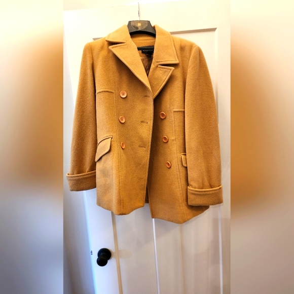 Khaki coat - Picture 1 of 3